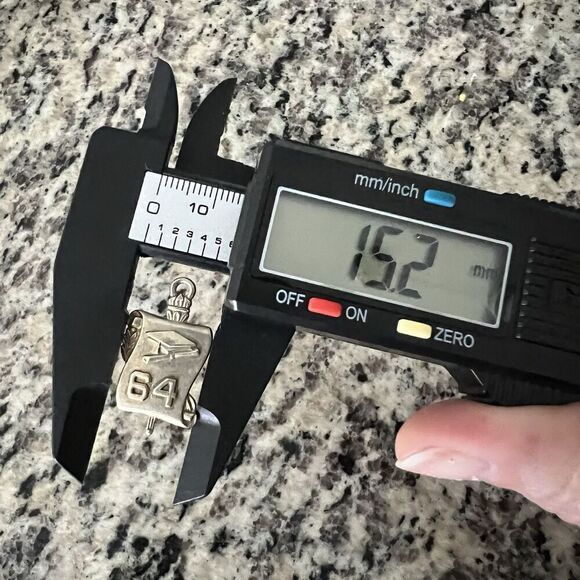 Vintage Bracelet Charm 1964 64 Graduation Cap Diploma Scroll Life Milestone - Picture 5 of 5